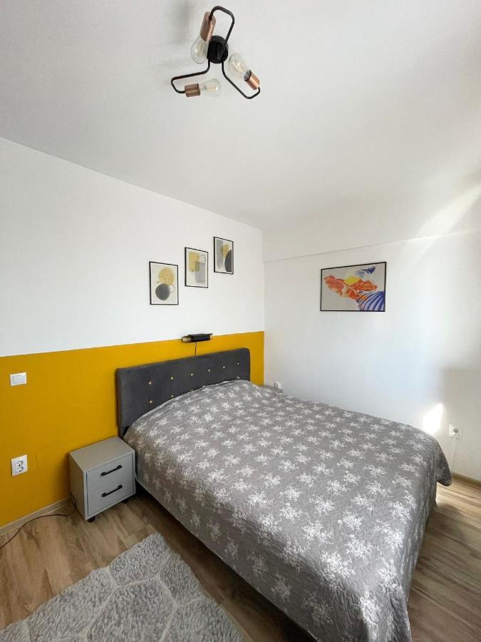 Cozy Apartment - Near Airport And Palas Mall Iasi Exterior foto